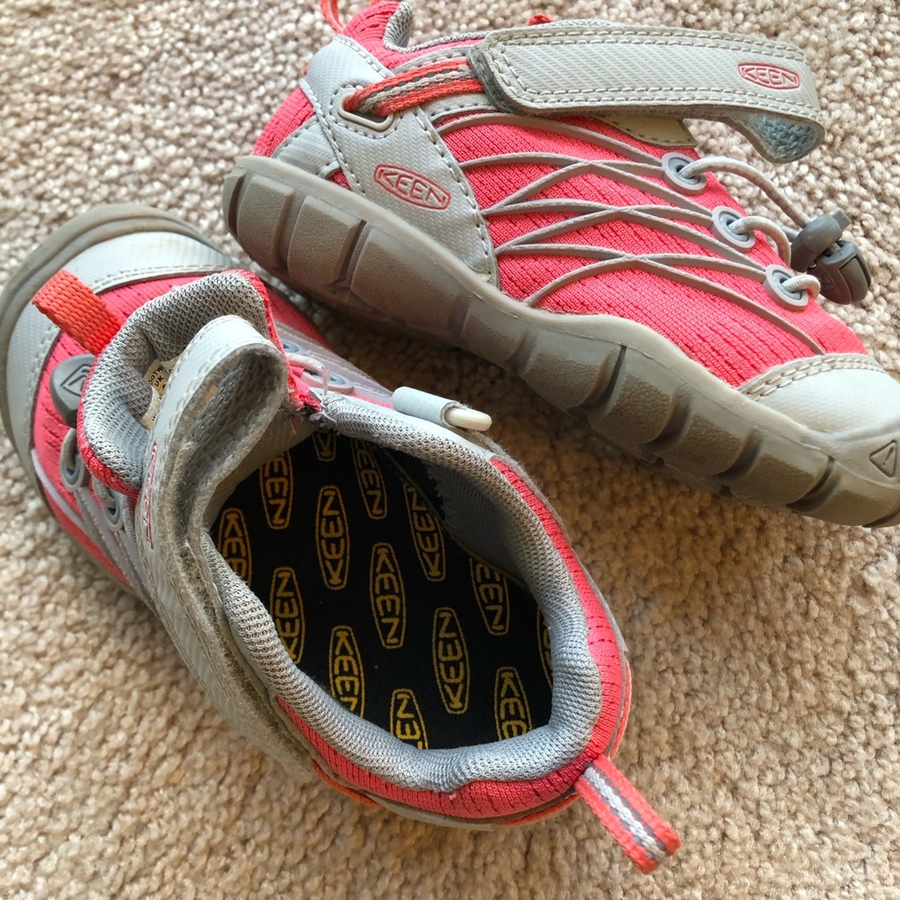 Toddler girls hiking sneakers